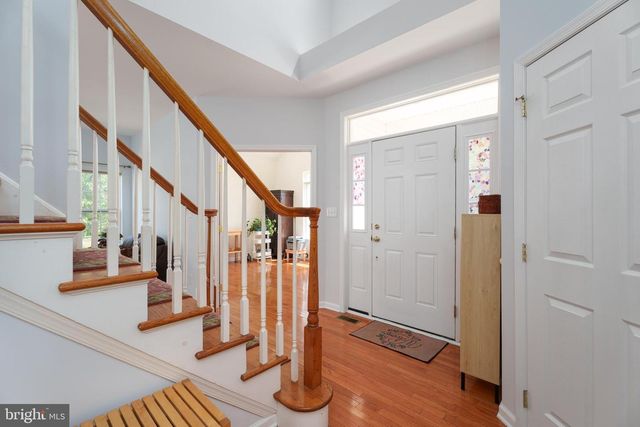 2 PICKERING CIR, Princeton, NJ 08540