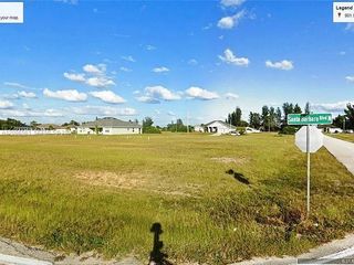 901 Santa Barbara, Cape Coral, FL 33993
