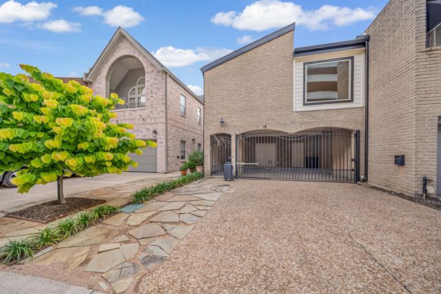 516 S Post Oak Lane 18, Houston, TX 77056