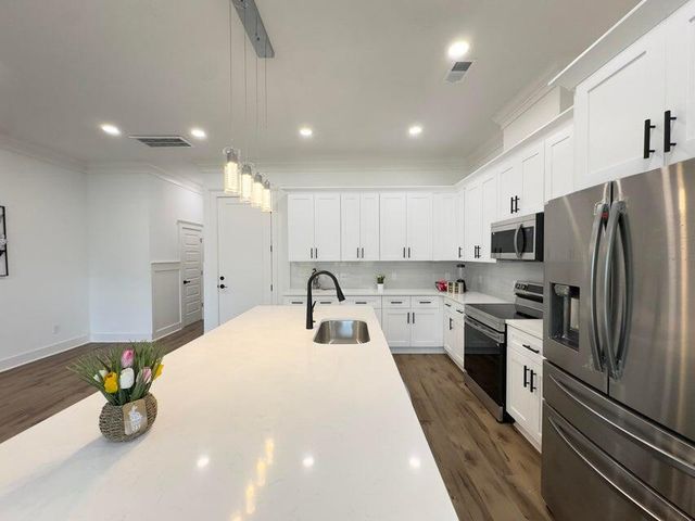 5841 Kirkwood Avenue, North Charleston, SC 29406