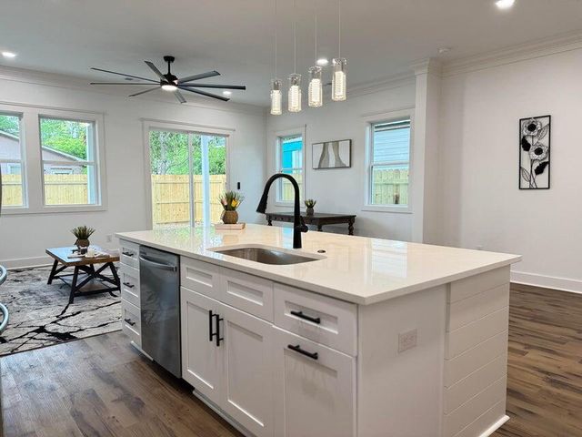 5841 Kirkwood Avenue, North Charleston, SC 29406