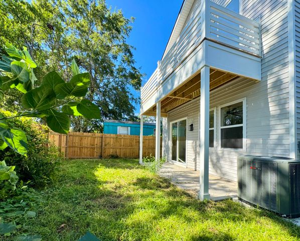 5841 Kirkwood Avenue, North Charleston, SC 29406