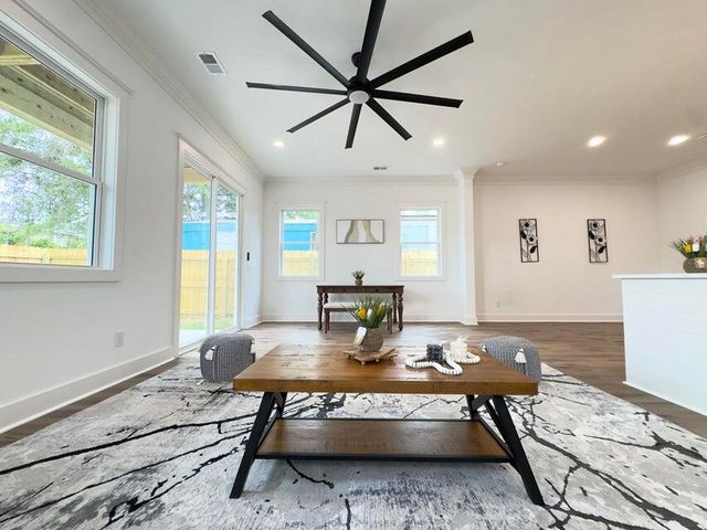 5841 Kirkwood Avenue, North Charleston, SC 29406