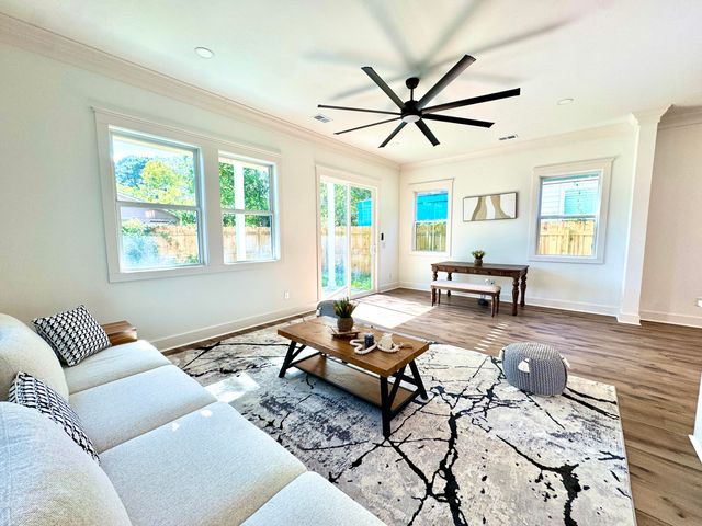 5841 Kirkwood Avenue, North Charleston, SC 29406