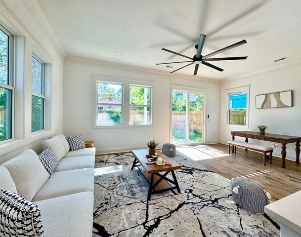 5841 Kirkwood Avenue, North Charleston, SC 29406