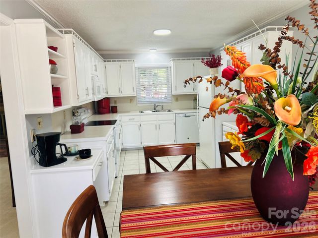 111 Gallarie Place, Salisbury, NC 28144