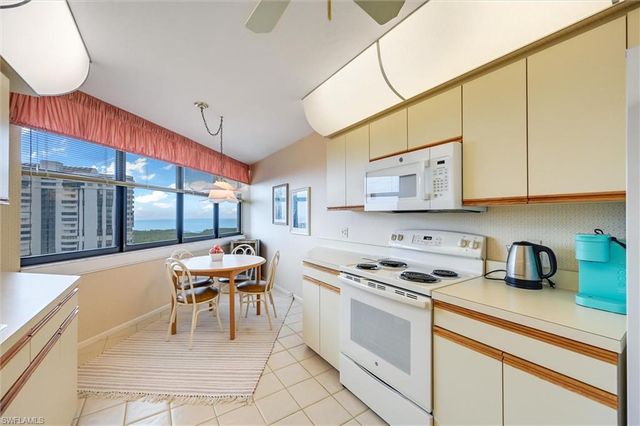 6000 Pelican Bay BLVD 1202, Naples, FL 34108