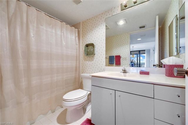 6000 Pelican Bay BLVD 1202, Naples, FL 34108