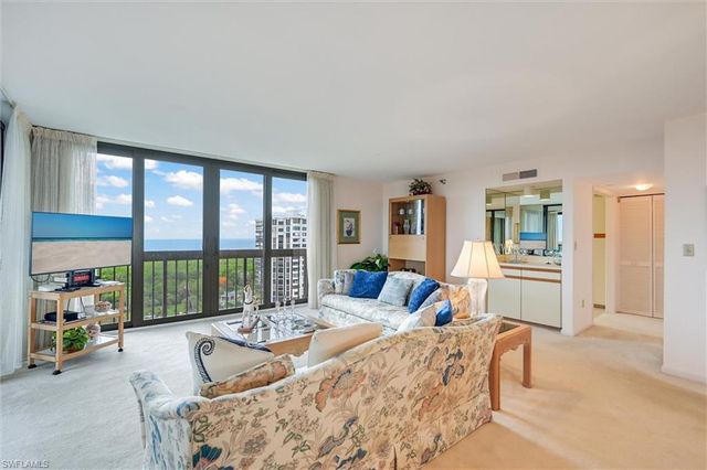 6000 Pelican Bay BLVD 1202, Naples, FL 34108