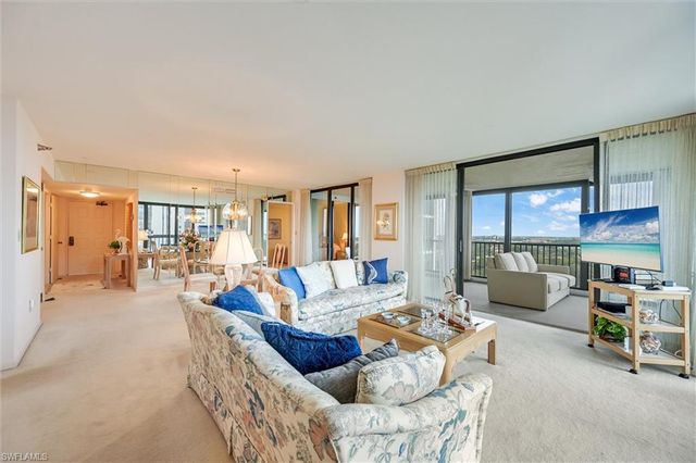 6000 Pelican Bay BLVD 1202, Naples, FL 34108