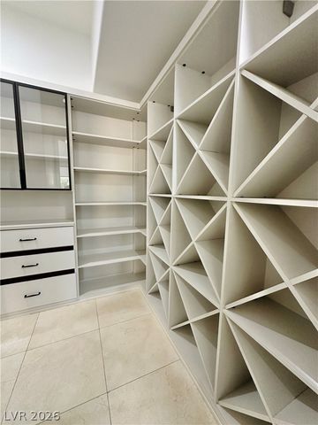 2025 Grouse Street, Las Vegas, NV 89134