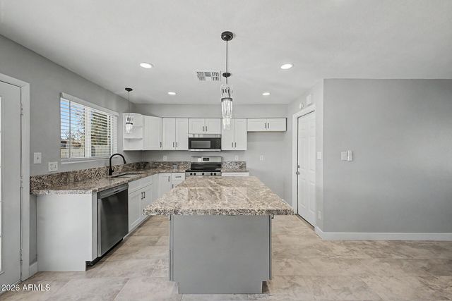 17602 N 8TH Avenue, Phoenix, AZ 85023