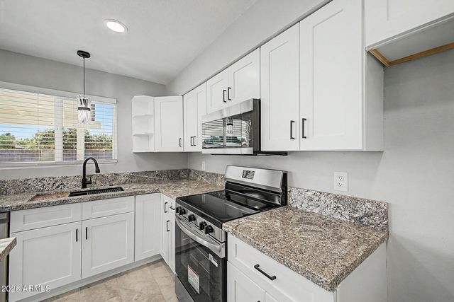 17602 N 8TH Avenue, Phoenix, AZ 85023