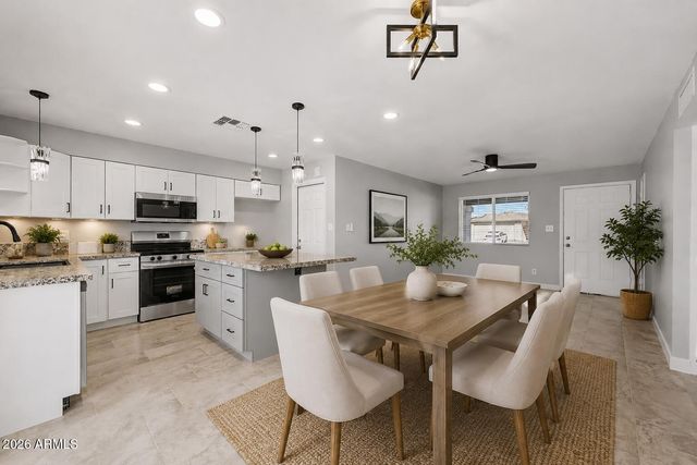 17602 N 8TH Avenue, Phoenix, AZ 85023