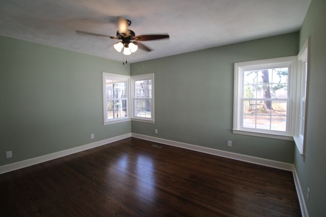 605 Ellington Dr, Lafayette, TN 37083