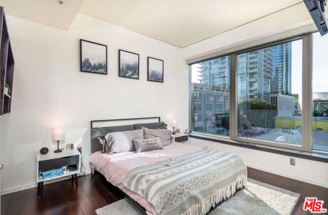 1155 S Grand Avenue 404, Los Angeles, CA 90015