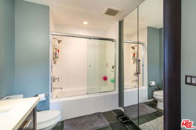 1155 S Grand Avenue 404, Los Angeles, CA 90015