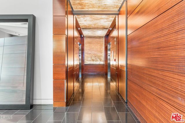 1155 S Grand Avenue 404, Los Angeles, CA 90015