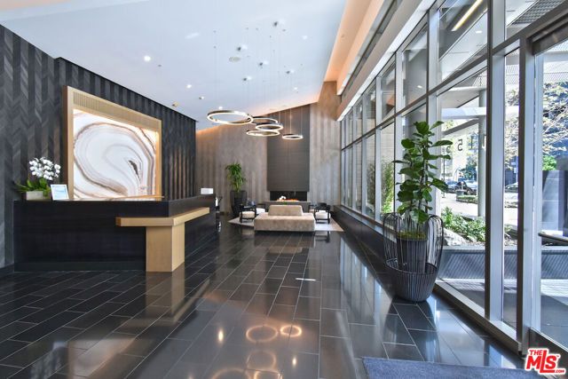 1155 S Grand Avenue 404, Los Angeles, CA 90015