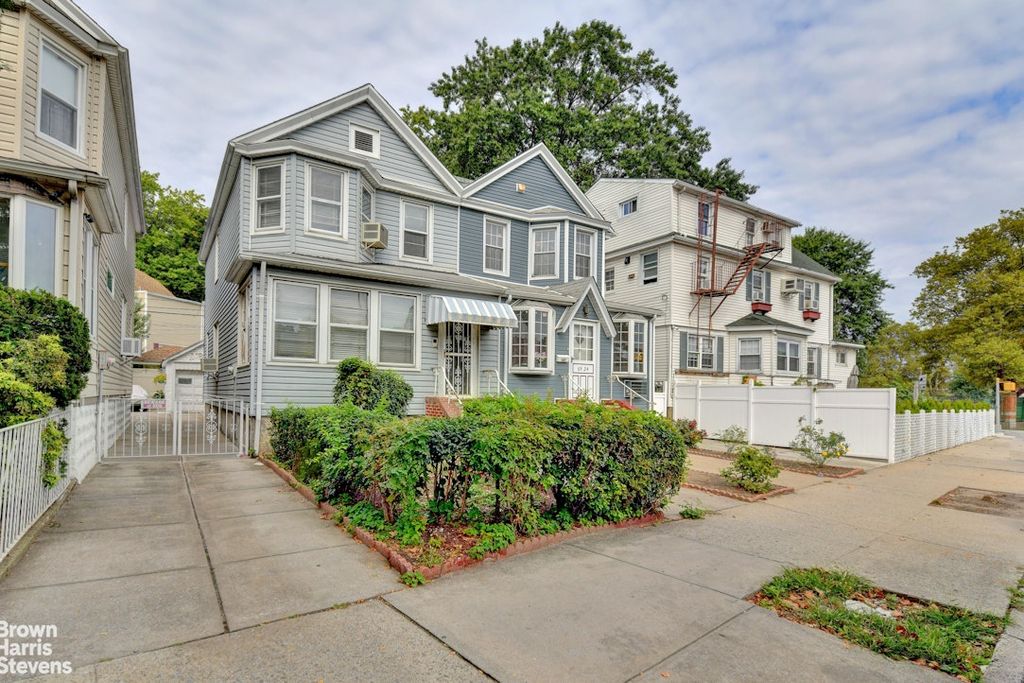 69-26 WOODHAVEN Boulevard, New York City, NY 11374