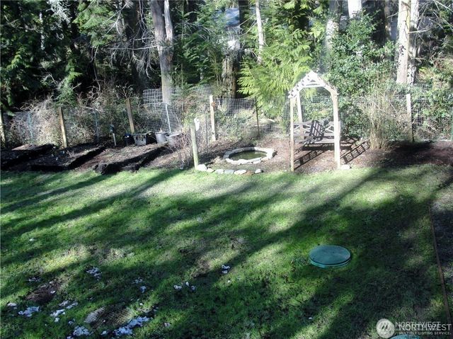 1664 Spruce Ridge Drive, Camano Island, WA 98282