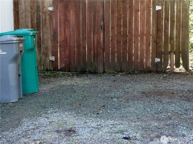 1664 Spruce Ridge Drive, Camano Island, WA 98282