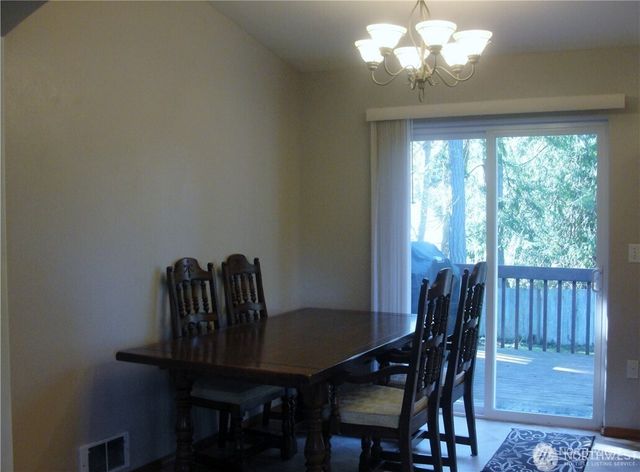 1664 Spruce Ridge Drive, Camano Island, WA 98282