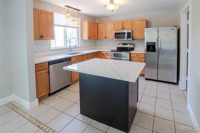 3 Oak Mill Court, Imperial, MO 63052
