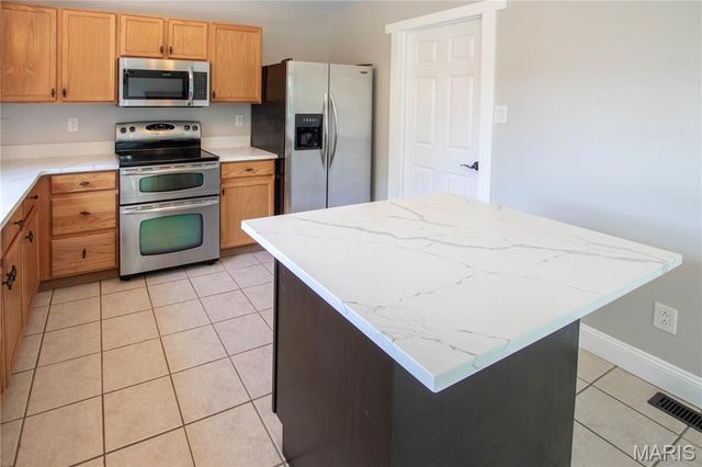 3 Oak Mill Court, Imperial, MO 63052