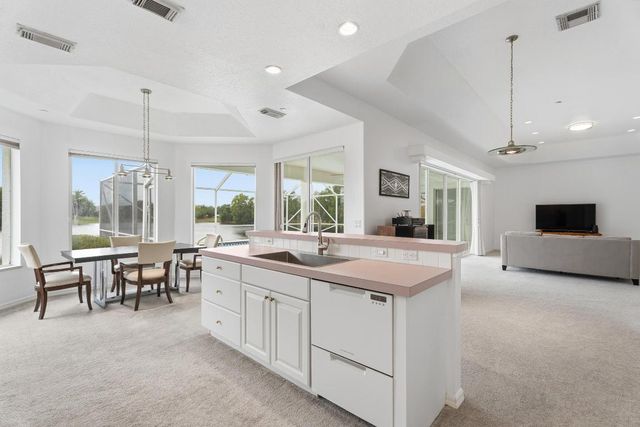 800 SE Waterside Way Way, Stuart, FL 34997