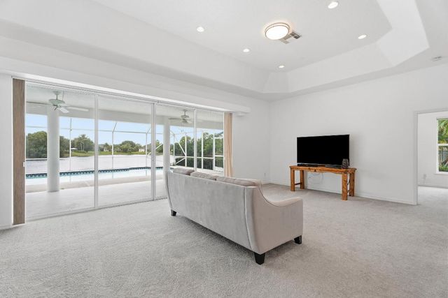 800 SE Waterside Way Way, Stuart, FL 34997