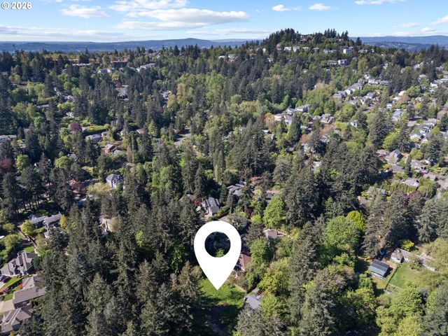 Sw 33RD Ave, Portland, OR 97219