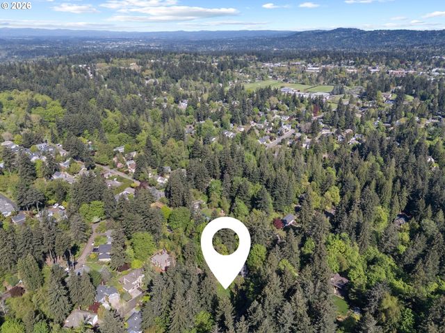 Sw 33RD Ave, Portland, OR 97219