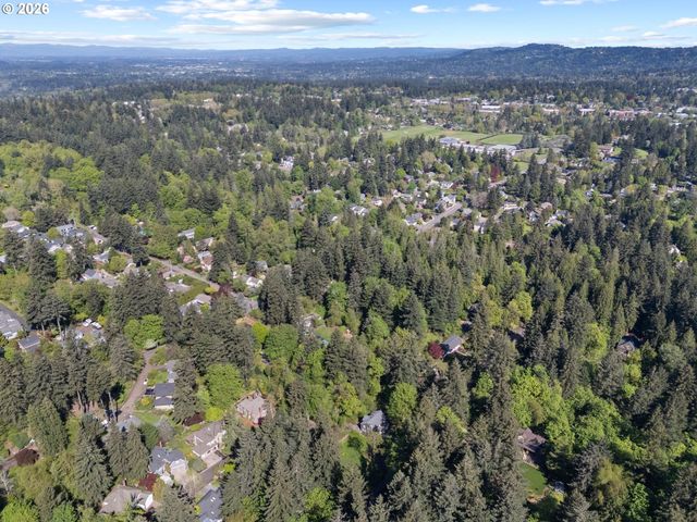 Sw 33RD Ave, Portland, OR 97219
