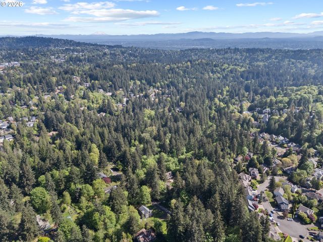Sw 33RD Ave, Portland, OR 97219