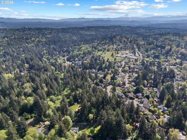 Sw 33RD Ave, Portland, OR 97219
