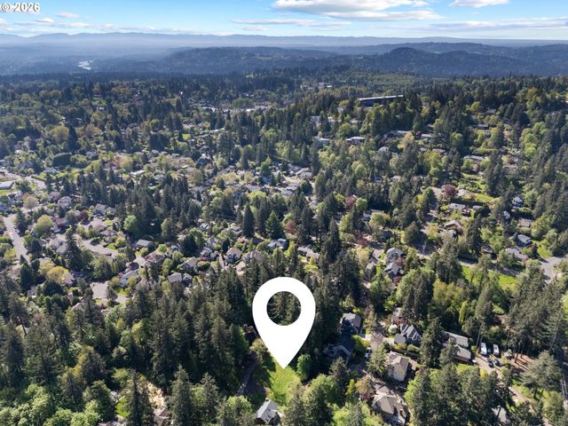 Sw 33RD Ave, Portland, OR 97219