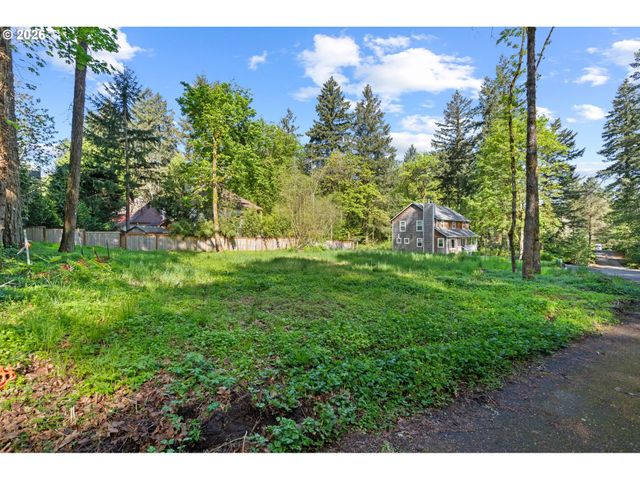 Sw 33RD Ave, Portland, OR 97219