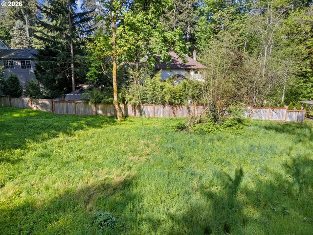Sw 33RD Ave, Portland, OR 97219