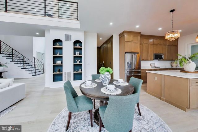 6634 DAVIS FORD RD, Manassas, VA 20111