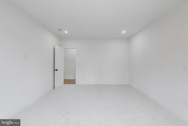 6634 DAVIS FORD RD, Manassas, VA 20111