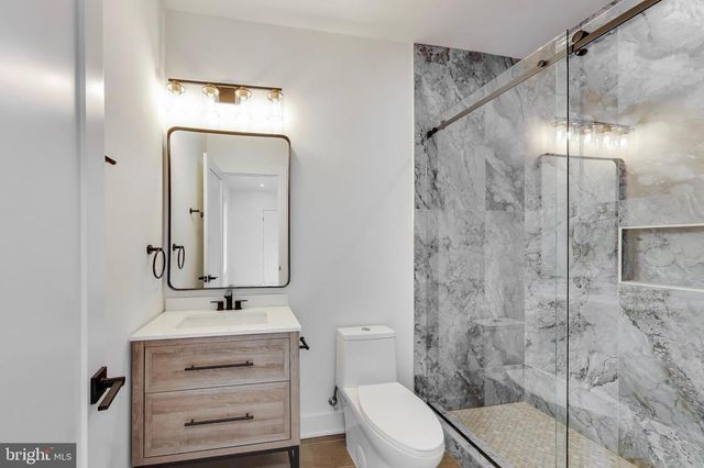 6634 DAVIS FORD RD, Manassas, VA 20111