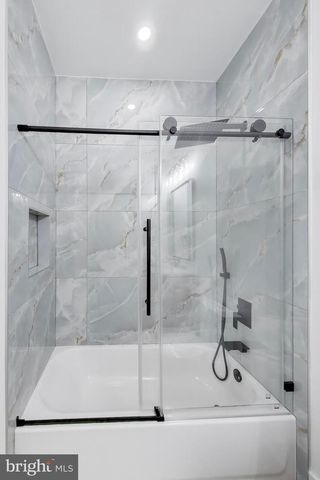 6634 DAVIS FORD RD, Manassas, VA 20111