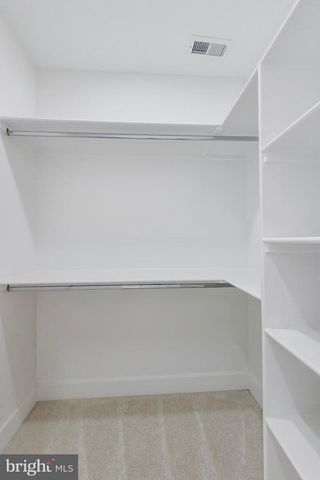 6634 DAVIS FORD RD, Manassas, VA 20111