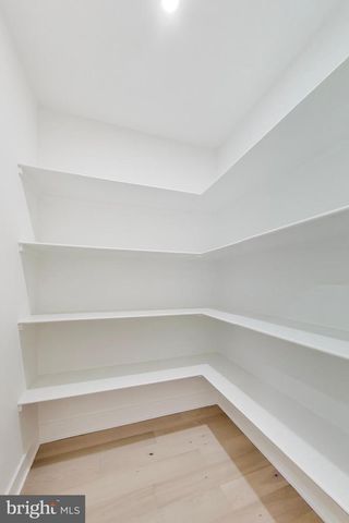 6634 DAVIS FORD RD, Manassas, VA 20111