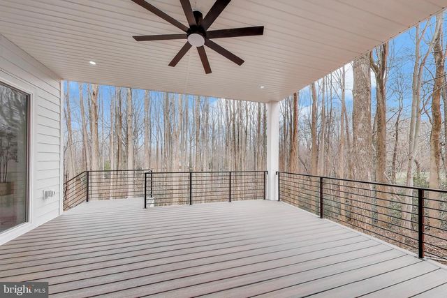 6634 DAVIS FORD RD, Manassas, VA 20111