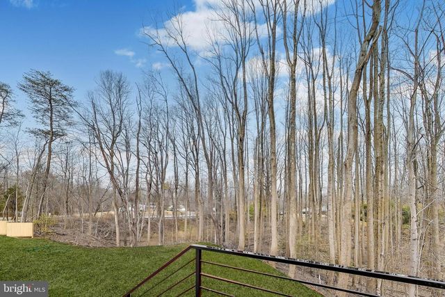 6634 DAVIS FORD RD, Manassas, VA 20111