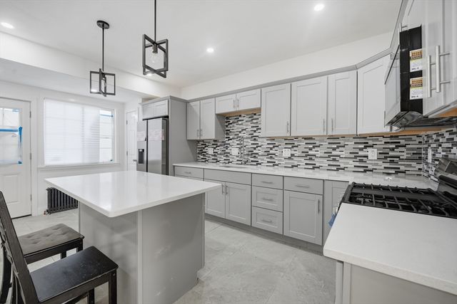 13 Green Ave, Westfield, MA 01085