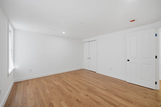 13 Green Ave, Westfield, MA 01085