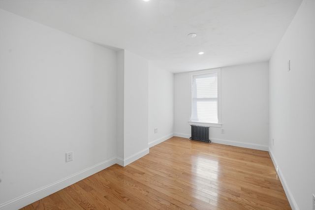 13 Green Ave, Westfield, MA 01085